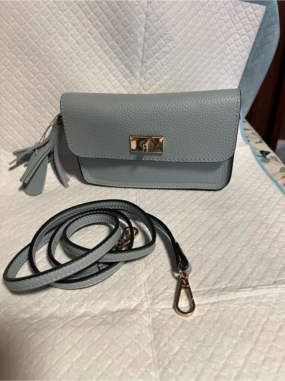 Light Blue Pebbled Crossbody Wallet with Tassel - Unbranded